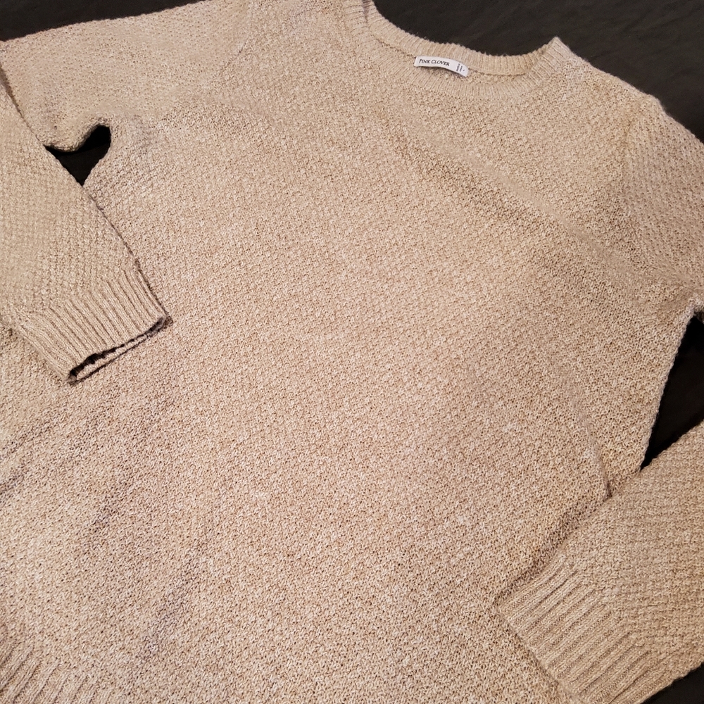 Pink Clover sweater never worn from Stitch Fix size Large